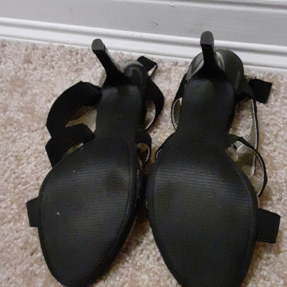 Black Strappy Women's Sandals - Picture 6 of 8